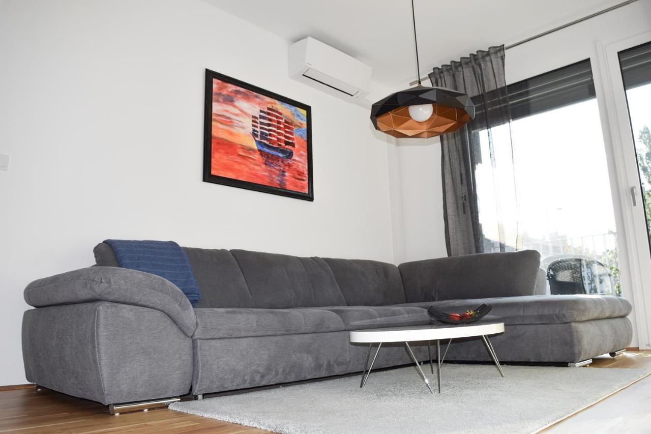 Cosy New 3min To Vic/uno-city And Danube Apartament