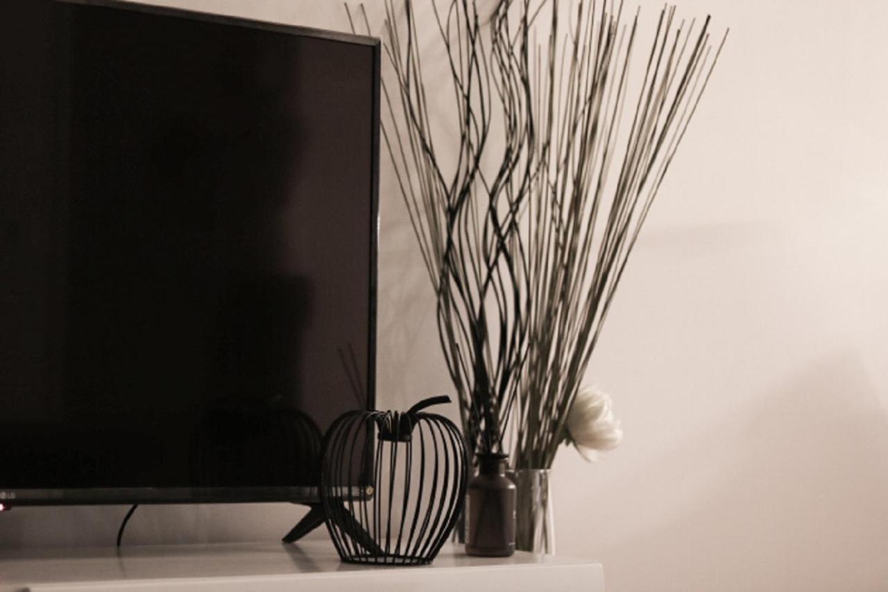 Cosy New 3min To Vic/uno-city And Danube Apartament Wiedeń